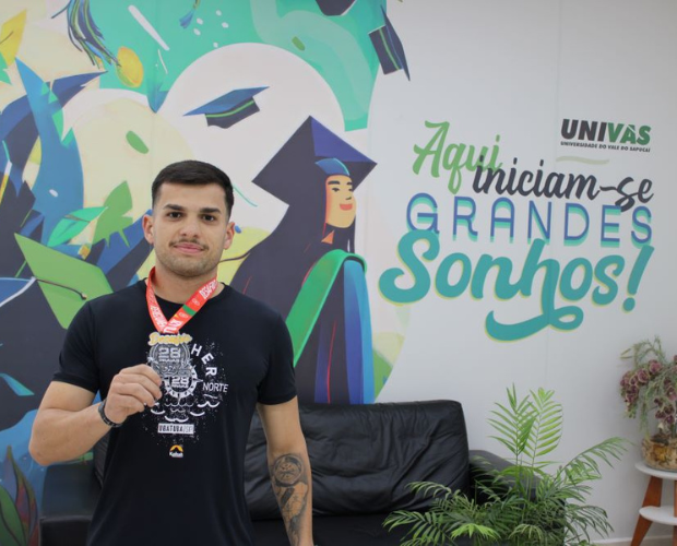 Acad�mico conquista terceira coloca��o na maior prova de corrida de trilha do Brasil